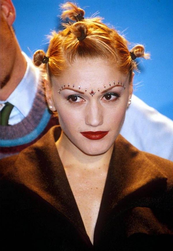 gwen stefani 90s rave hairstyles with mini buns