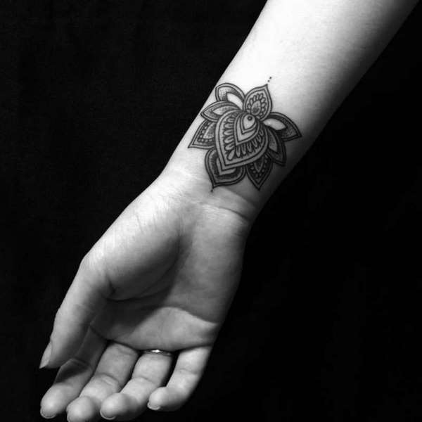 lotus tattoo ideas for women