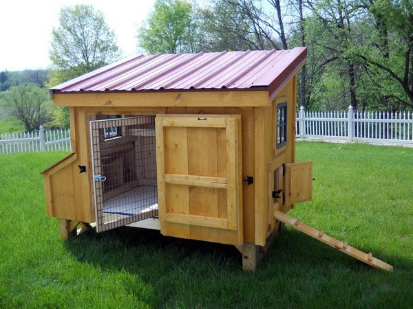 DIY coop for chickens ideas with pallet wood