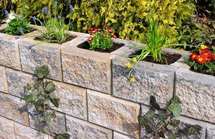 Cheap Retaining Wall Ideas Choosing Materials For Garden Walls