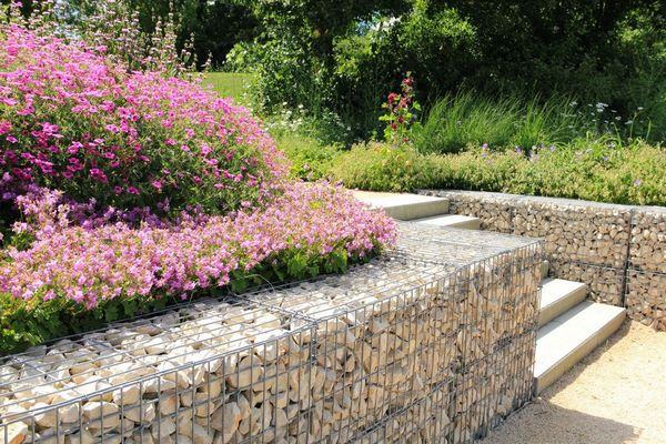 durable and inexpensive gabion retaining wall