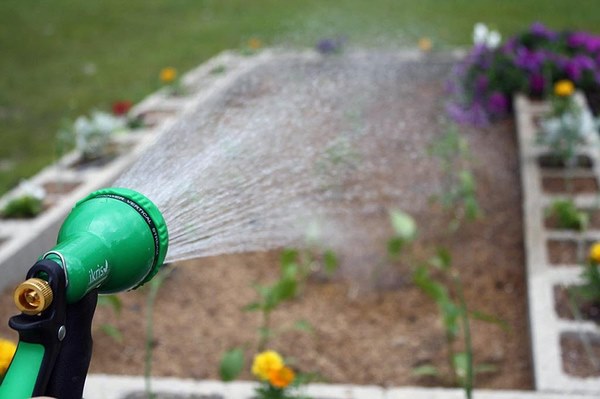 garden watering hose with nozzle
