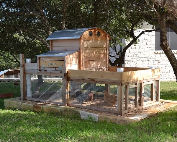 how to use pallet wood for chicken coops
