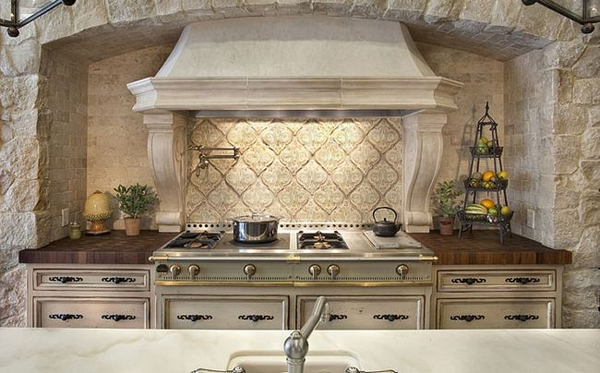 Tuscan kitchen design ideas decorative backsplash
