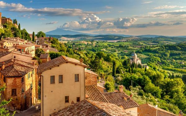 Tuscany landscape inspiring colors