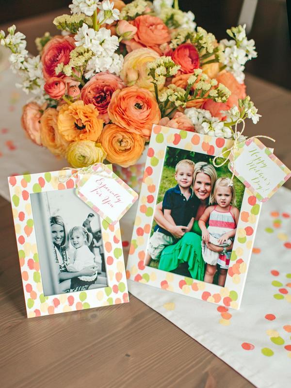 creative DIY mothers day gift ideas photo frame