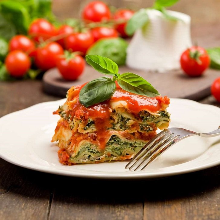vegetarian lasagna tomato sauce spinach