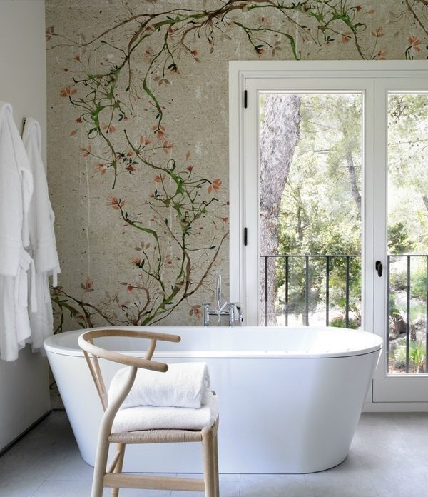 wallpaper for bathroom with floral pattern white freestanding tub