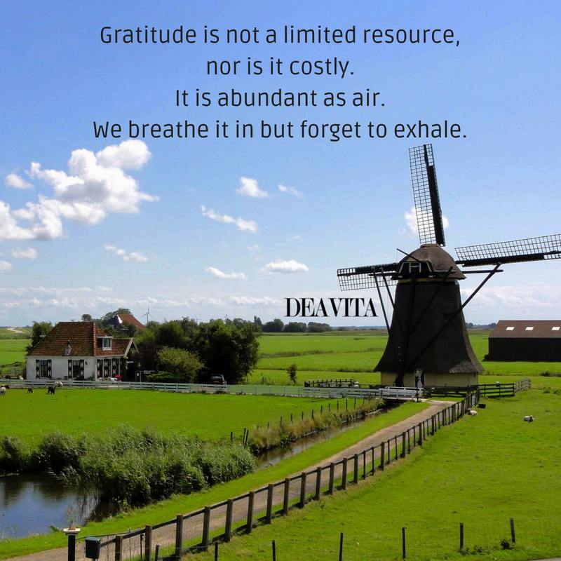 Being grateful and giving thanks short inspirational quotes