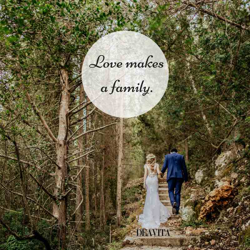 best short quotes Love makes a family