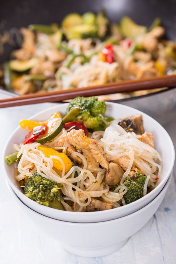 chicken broccoli noodles easy stir fry recipes