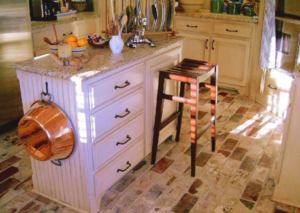 how to choose best kitchen flooring materials