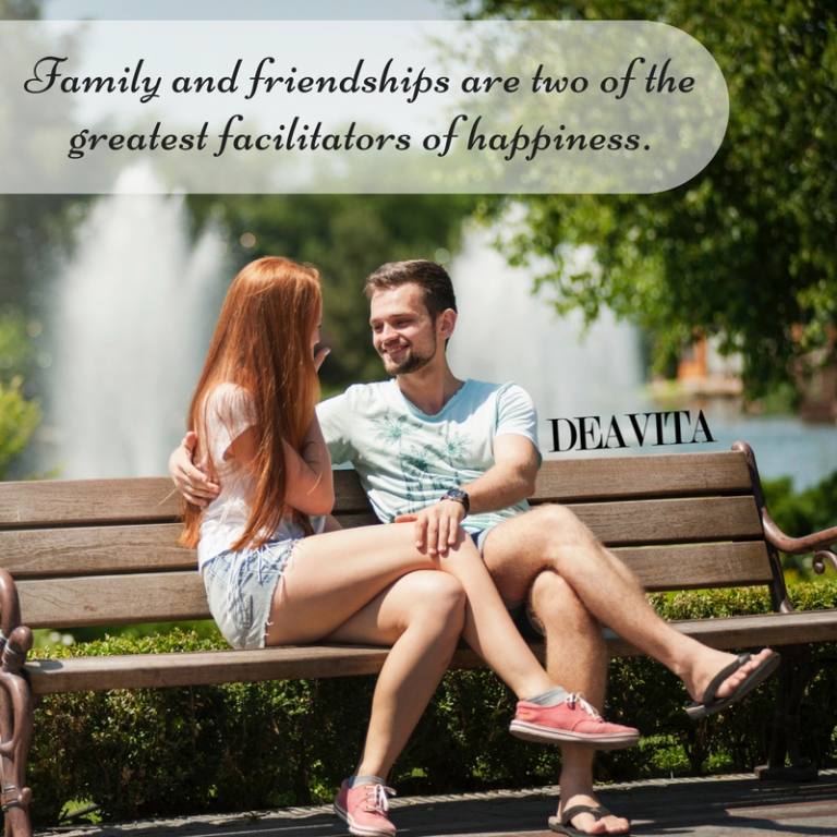 Family friendships and happiness quotes with photos