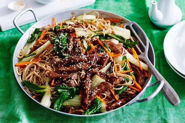 beef and soba noodle stir fry