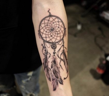 Dream-catcher-tattoo-for-arm-ideas-for-women-with-beads-feathers