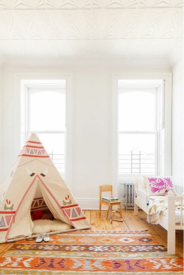 kids-bedroom-design-ideas-ethnic-rug-teepee