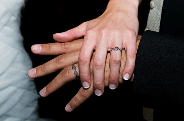 wedding ring tattoo ideas for couples pros and cons