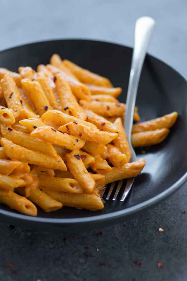 Roasted red pepper pasta sauce