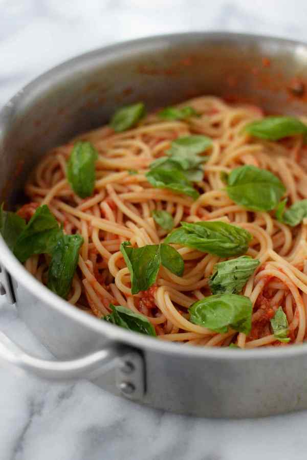 basic tomato sauce with spaghetti vegan recipes