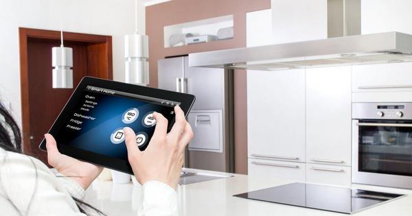 high tech kitchens interior design trends smart appliances