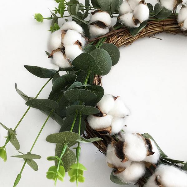 Cotton wreath front door decorating ideas