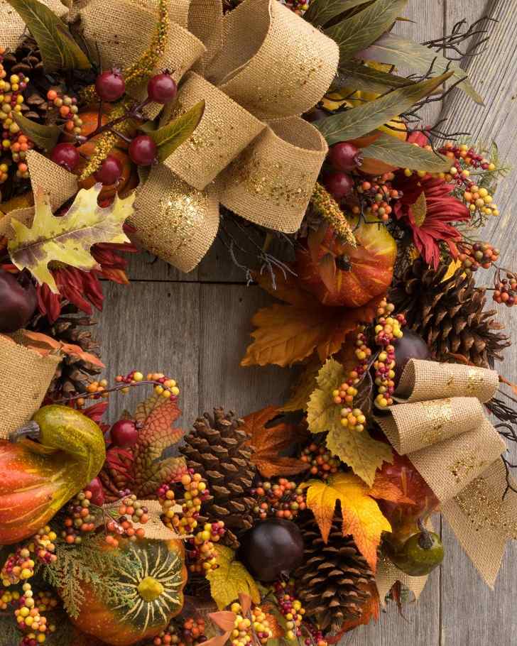 Craft a beautiful wreath for Thanksgiving to welcome the holiday season