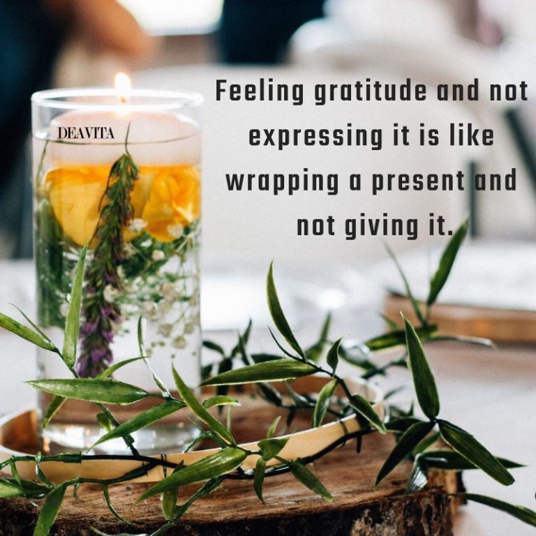Thanksgiving sayings and photo cards with greetings about gratitude
