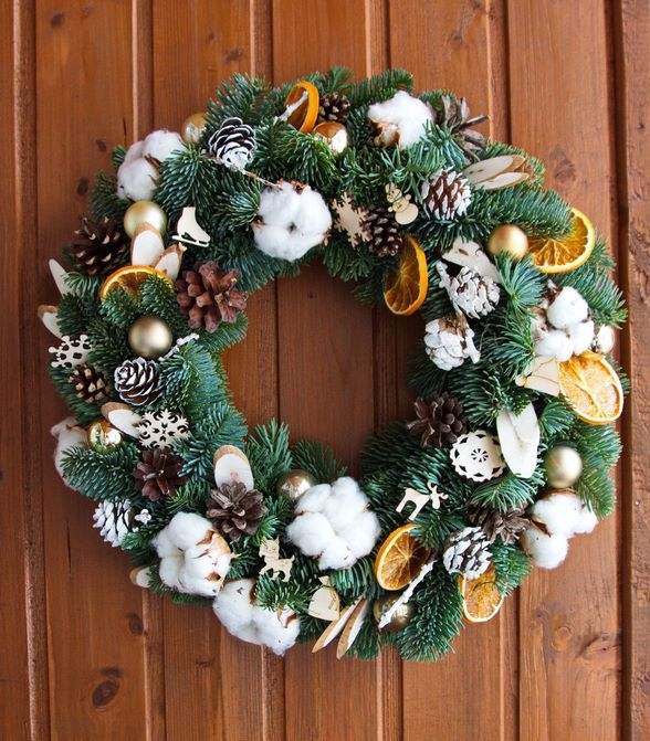 christmas wreath with cotton DIY ideas