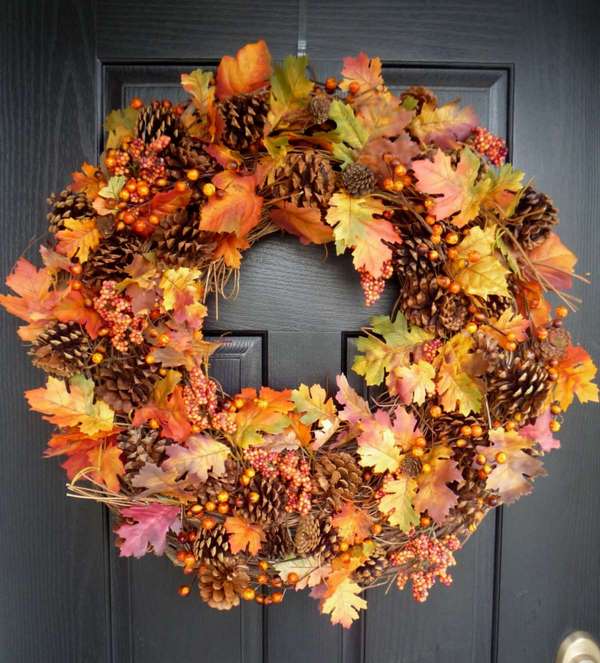 dry leaves and pine cones wreath for front door fall decorating ideas