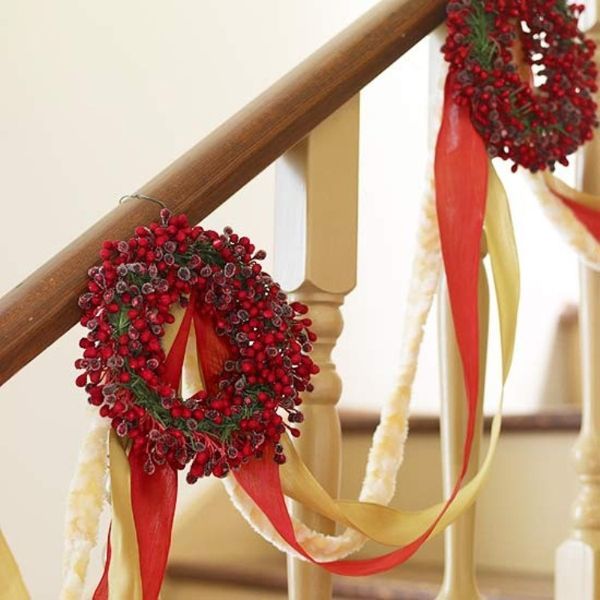 how to decorate staircase railing christmas ideas