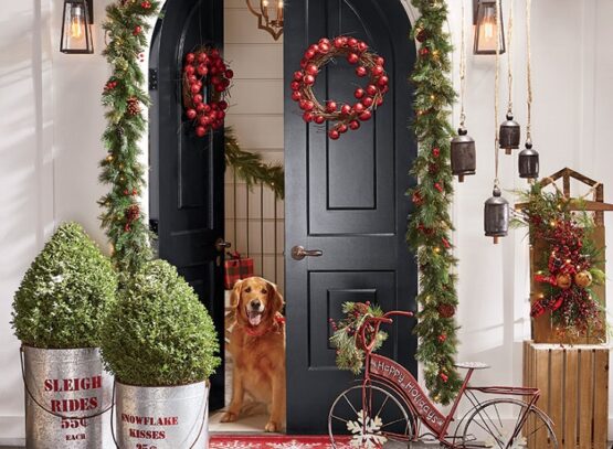 how-to-hang-wreath-on-wooden-front-door