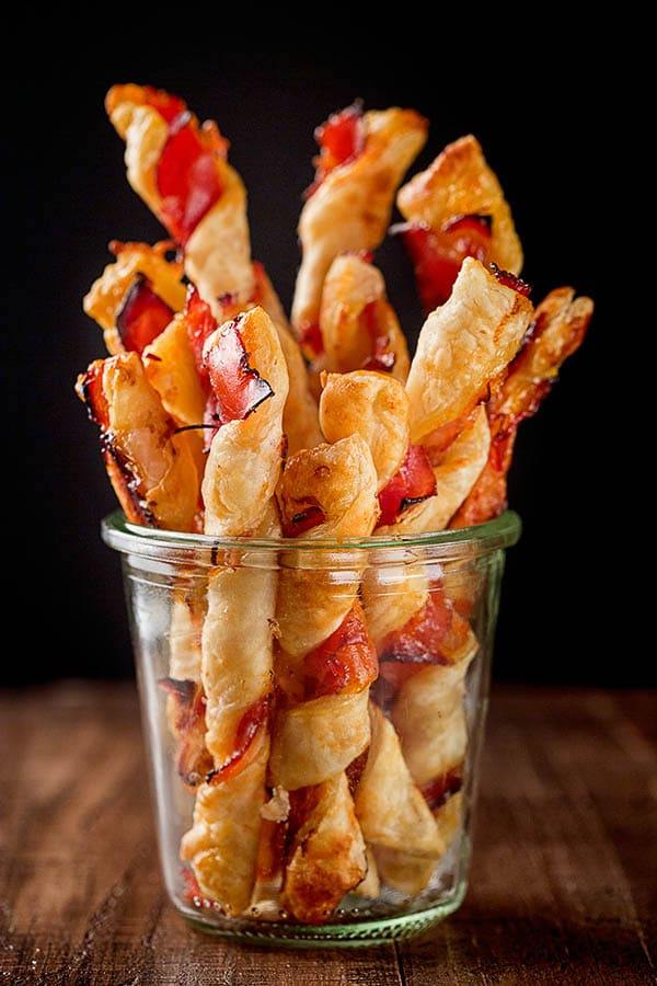 quick and easy thanksgiving recipes bacon puff pastry twists