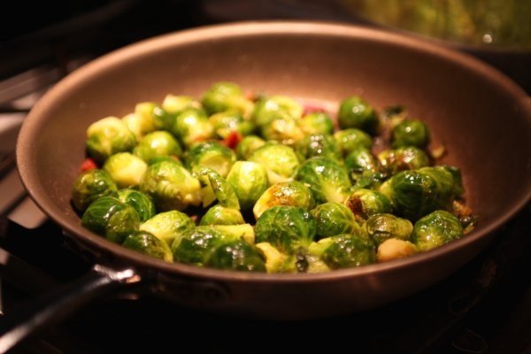 thanksgiving recipes side dishes roasted Brussels sprouts with bacon