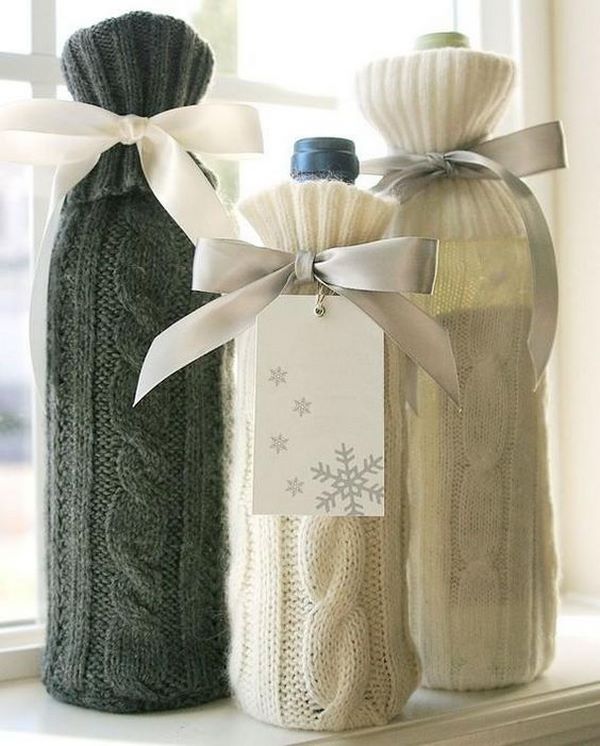 Christmas gift ideas for friends sweater wine wrapping