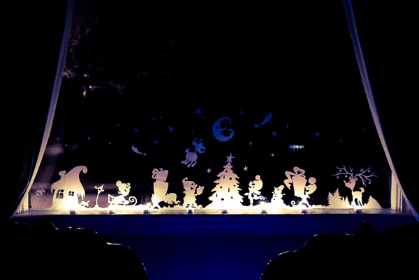 awesome christmas window decorations winter silhouettes ideas
