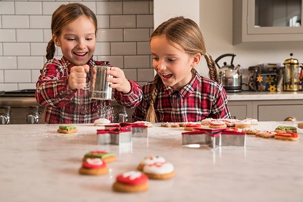 christmas cookie decoration ideas party for children