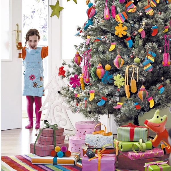 christmas decoration for childrens rooms tips and theme ideas