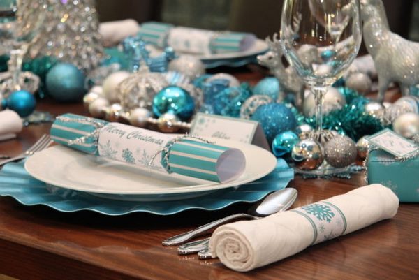 festive table decorations blue white and silver