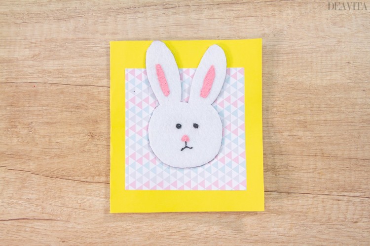 DIY Easter card with felt bunny