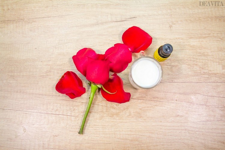 diy lip scrub 15 recipes with natural ingredients rose petals milk 