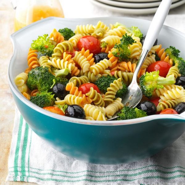 vegetarian pasta salad broccoli olives
