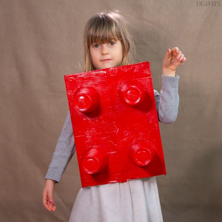 DIY lego block costume from cardboard and plastic cups