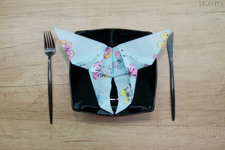 Easter table decor easy napkin folding ideas butterfly
