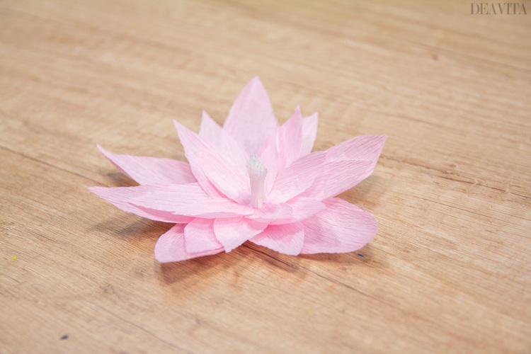 Easy craft ideas crepe paper water lily