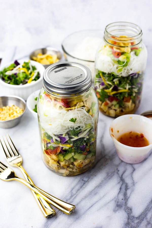 Healthy sweet chili chicken salad jars