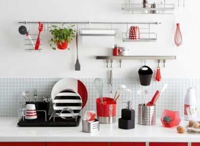 modern-kitchen-ideas-wall-storage-rails-and-organizers