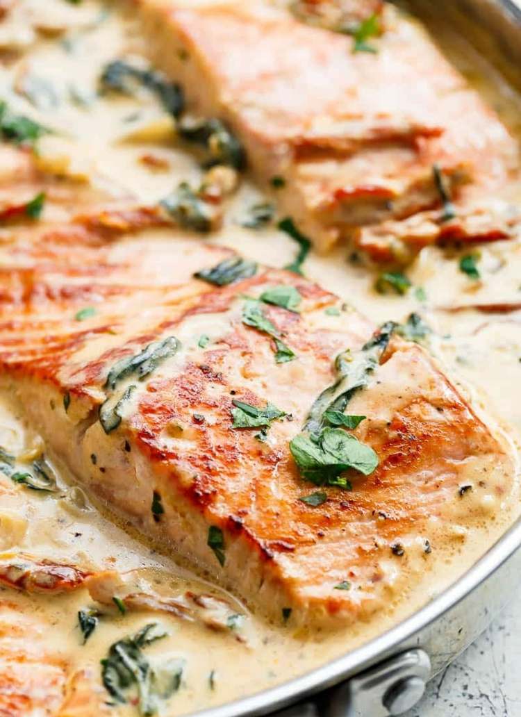 salmon recipes cream sauce spinach dried tomatoes