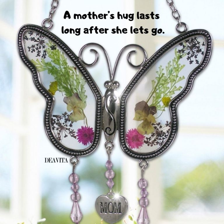 short quotes about moms greeting cards with text