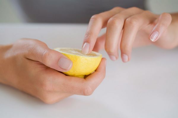 How to get rid of yellow nails at home lemon juice