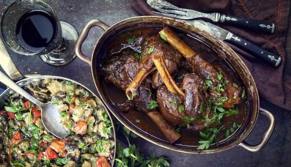 Slow cooked lamb shanks Easter recipes